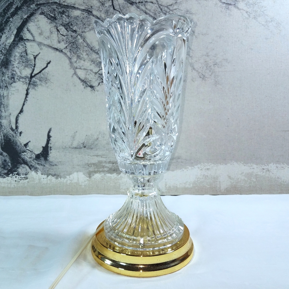 Vintage Cut Crystal Table Lamp w/ Gold Tone Base